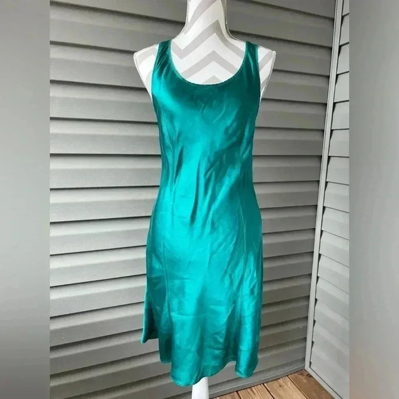 Vintage Victoria's Secret 100% Silk Emerald Slip Dress 👗 Sz M - Picture 1 of 11